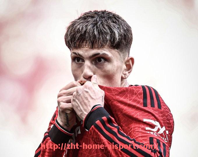 爱体育-英超球员圣诞节期间的庆祝方式及传统习俗探讨